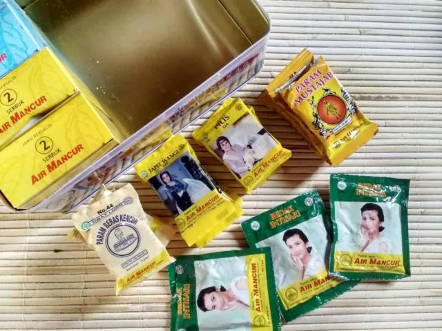 Isi Paketan Jamu Bersalin yang Hits di Kalangan Ibu-Ibu. Gimana Ya Khasiatnya? 12