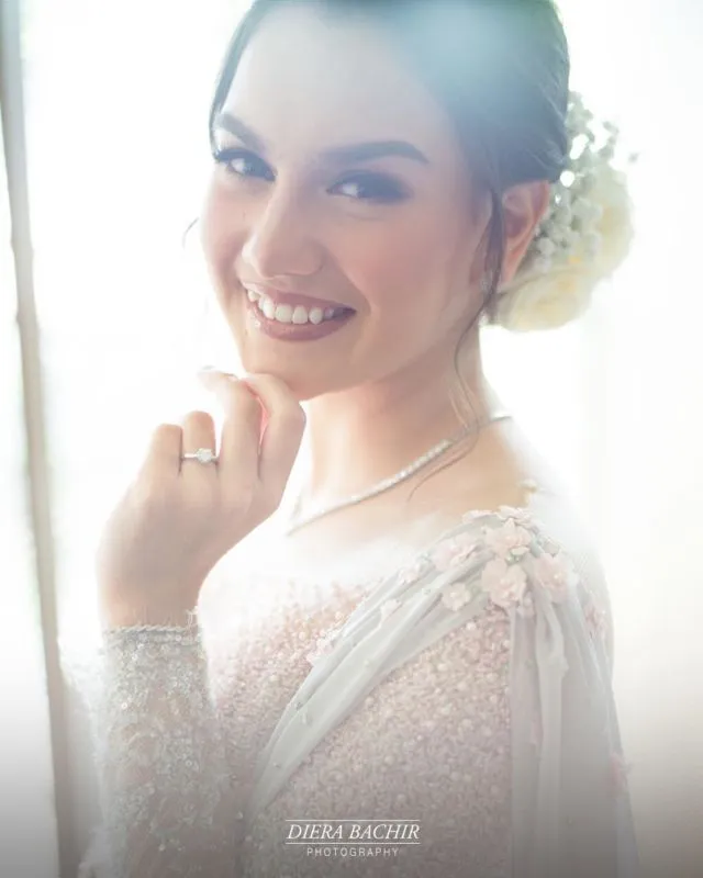7 Potret Kecantikan Irish Bella Saat Dilamar oleh Ammar Zoni. Pesonanya Paripurna! 9