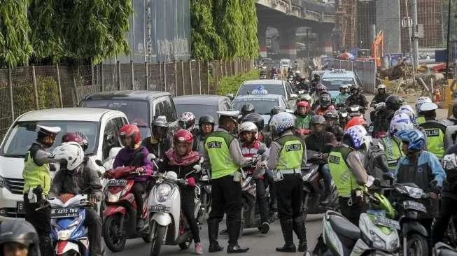 5 Jenis Tontonan Gratis yang Suka Jadi Kerubutan Orang Indonesia. Heran, Pada Doyan Banget Keributan, Ya? 9