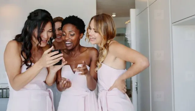 Jadi Sahabat Jangan Nyusahin Pengantin! Lakukan 6 Hal Ini Demi Jadi Bridesmaid yang Lebih Berfaedah~ 10