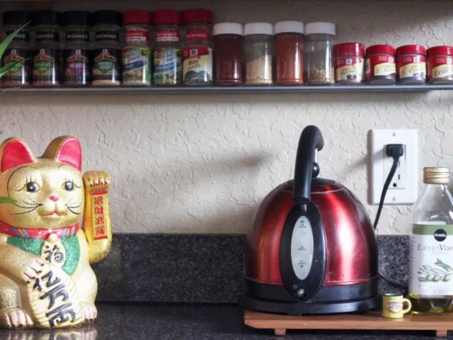 9 Cara Kreatif Menyimpan Bumbu Dapur. Ringkas dan Nggak Bakal Ribet Nyarinya Lagi 10