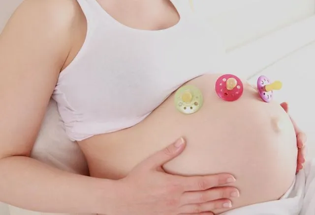 7 Aktivitas Janin dalam Kandungan yang Bikin Takjub. Bukan Cuma Tidur Doang! 9