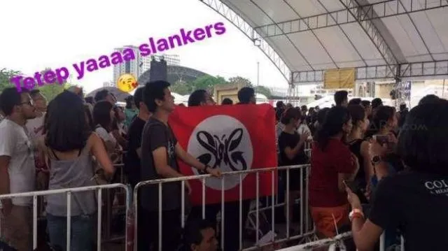 7 Kebiasaan Orang Jepang Saat Nonton Konser ini Patut Ditiru. Rame tapi Tetep Rapi, Kayak Upacara~ 11