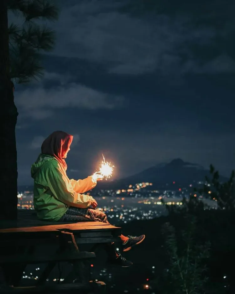 8 Spot Menyaksikan Keindahan Gemerlapnya Jogja di Waktu Malam. Indah dan Romantis Abis! 11