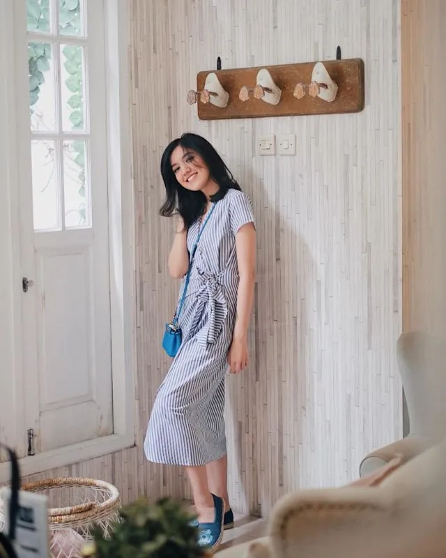 Sontekan 15 Padu Padan Busana Ciamik Ala Ify Alyssa. Nggak Pernah Takut Buat Tumpuk Motif dan Warna 18
