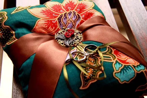 Mengulik Ide Pernikahan Bertema 'Modern Heritage'. Modern Tapi Penuh Unsur Tradisional 19