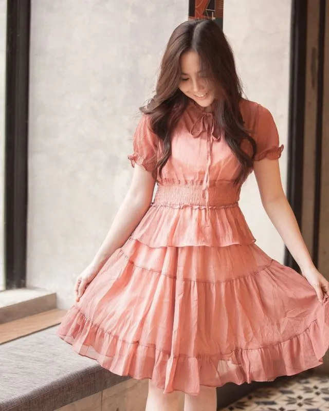 Fantastis, 11 Ide Gaun Cantik Ala Agatha Chelsea Ini Bisa Kamu Sontek Buat Nanti Pesta Prom Lepas SMA 17