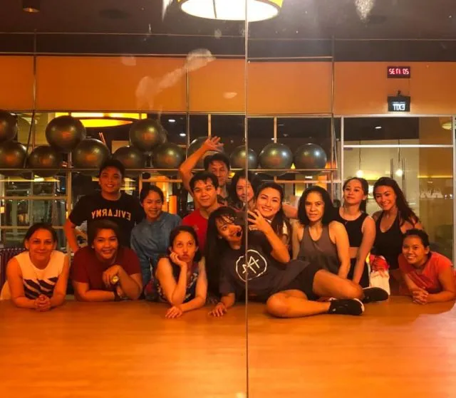 8 Kebiasaan Kocak Cewek Setelah Workout Cantik. Pejuangan Diet yang Nggak Cowok Tahu~ 15
