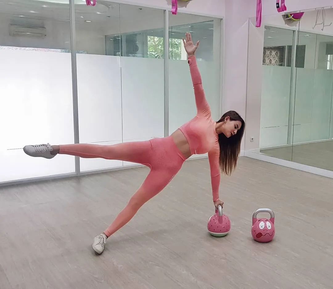 Chantal Della Concetta, Sosok Mantan Penyiar Berita yang Kini Jadi Trainer Seksi 16