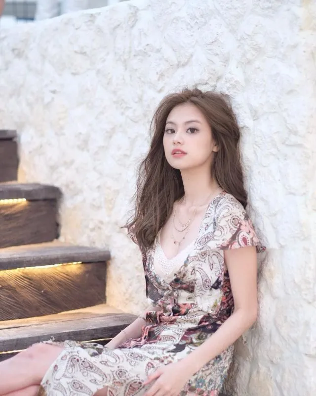 Mengulik 8 Gaya Manis Ala Gege Elisa, Selebgram yang Main Web Series Indonesia-Korea Bareng Sunny Dahye 11
