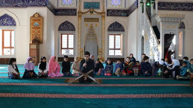Masjid Camii Tokyo, Tempat Reino dan Syahrini Mengikat Janji Suci. Yuk Intip Masjid Terindah di Jepang Ini! 16