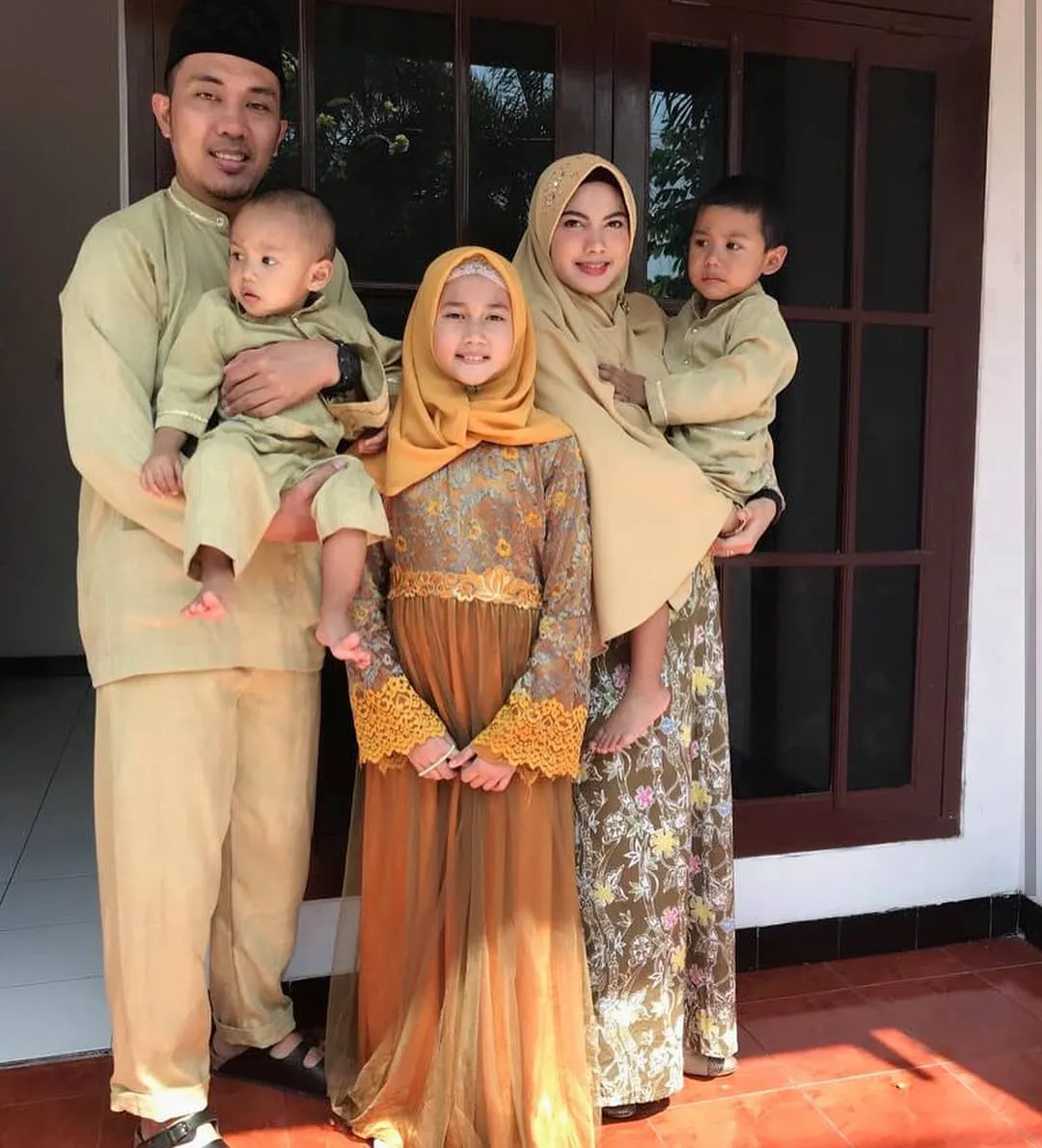 Ifan 'Seventeen' Posting Foto Anaknya Untuk Pertama Kali, Warganet Kaget dan Ikut Bersimpati 4