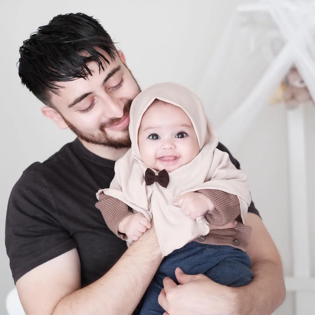 Deretan Foto Shireen, Putri Selebgram Hamidah yang 11-12 Sama Boneka. Duh, Cinta! 15