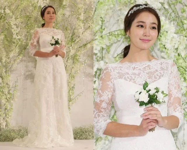 Cantiknya 8 Gaun Pernikahan Ala Pasangan Seleb Korea. Ini Real, Bukan Gaun yang Dipakai dalam Drama 12