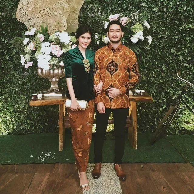 9 Ide Model Kebaya Tanpa Payet untuk Kondangan 10