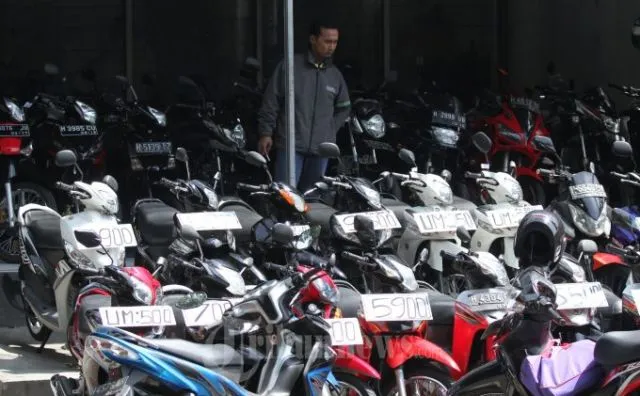 Bukan Cuma Karena Ngamuk Ditilang Sampai Rusak Motor, Ini 4 Alasan Sebenarnya Pria itu Jadi Tersangka 7