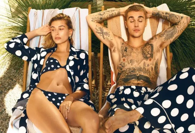 Inilah 7 Potret Pasangan Justin dan Hailey Bieber Setelah Menikah. Tampak Serasi dan Bahagia Kan~ 13
