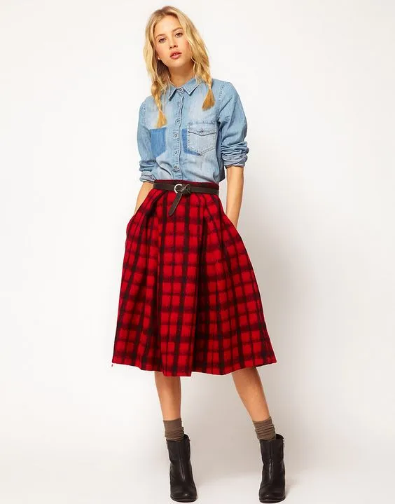 9 Ide Padu Padan Rok Tartan Demi Dongkrak Penampilan Lebih Stylish dan Elegan. Adem Plus Lagi Kekinian 17