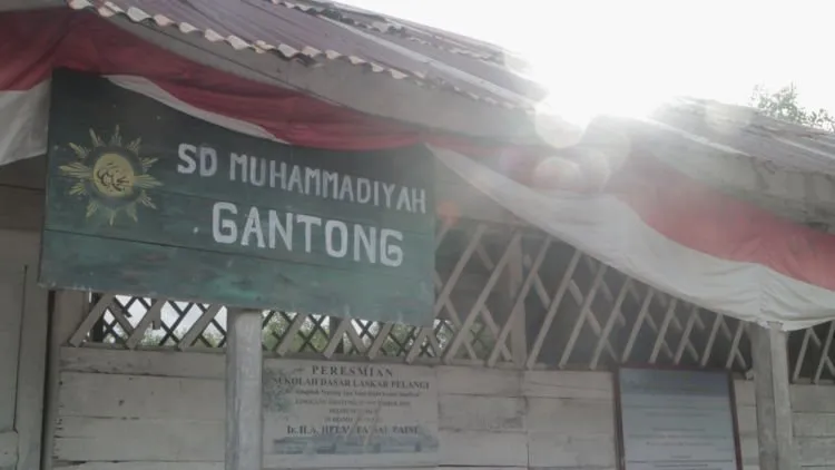 Replika Sekolah Laskar Pelangi, Destinasi Wajib Kunjung di Belitung Timur. Siapa yang Belum ke Sini? 6