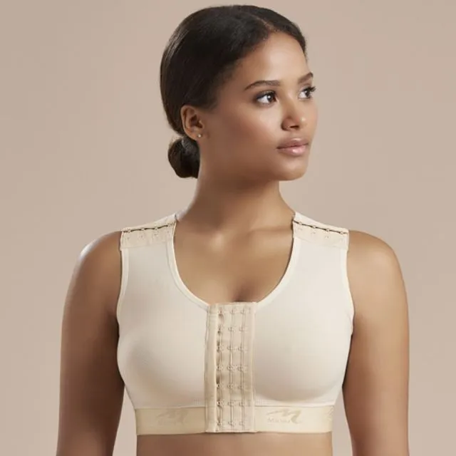 9 Pilihan Bra bagi si Pemilik Plus Size. Anti Slip dan Nggak Akan Nongol Belahannya 16