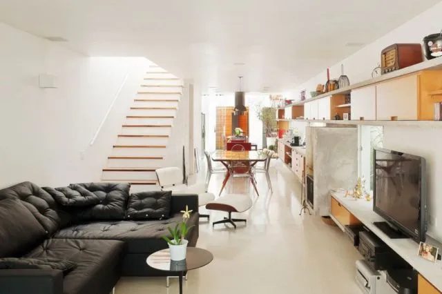 8 Desain Rumah Sempit untuk Mengakali Lahan Minim dengan Cerdik 33 desain rumah sempit