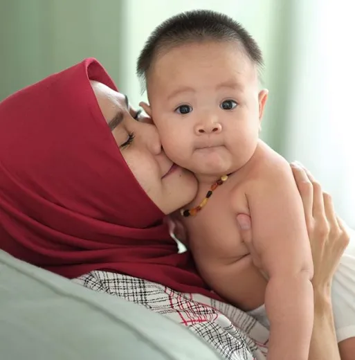 Mari Memanjakan Mata dengan Foto-Foto Bhrekata, Anak Gembulnya Zaskia Adya Mecca 16