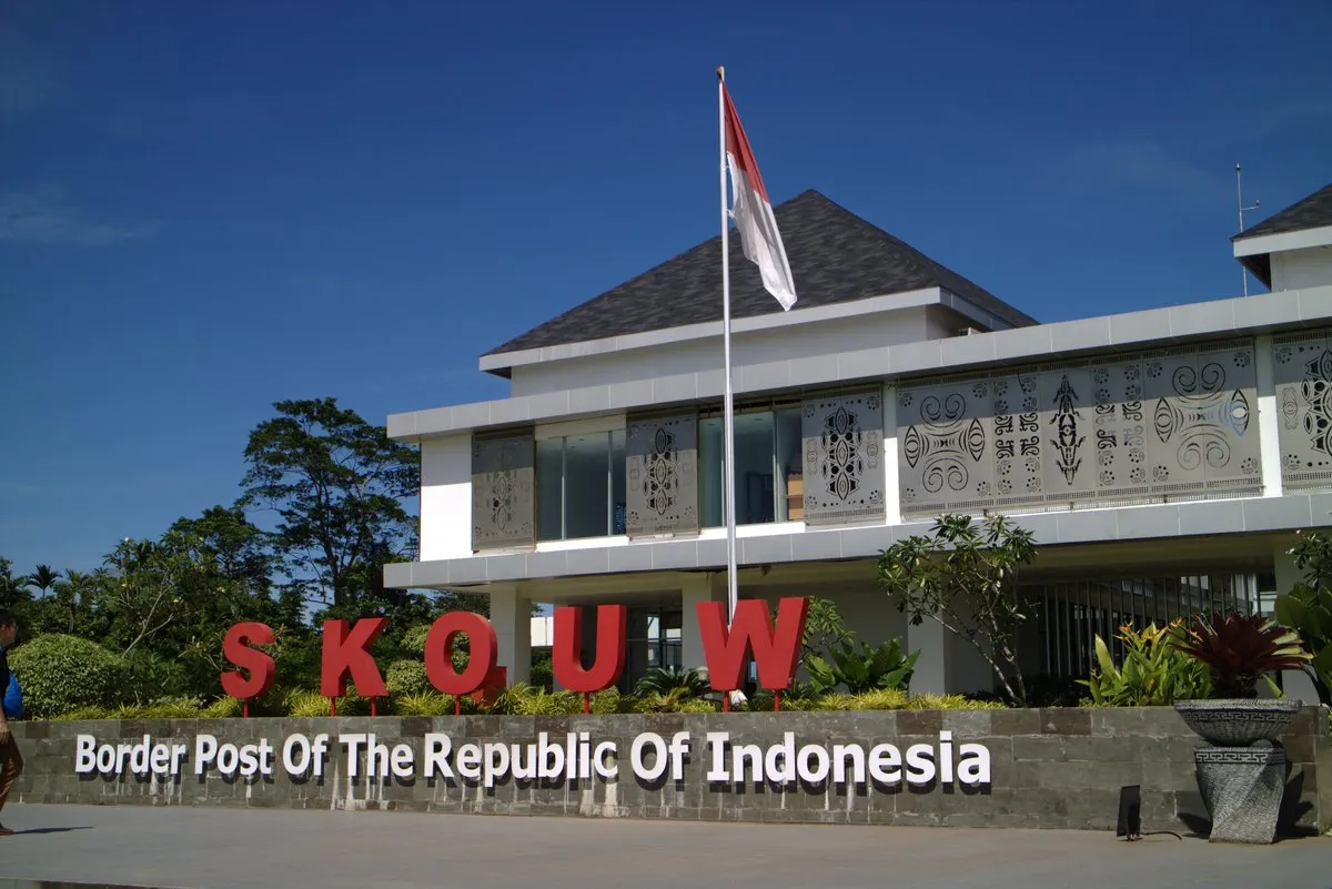 Liburan ke Pos Perbatasan RI-Papua Nugini di Skouw, Jayapura. Megah, Gagah dan Bikin Bangga!
