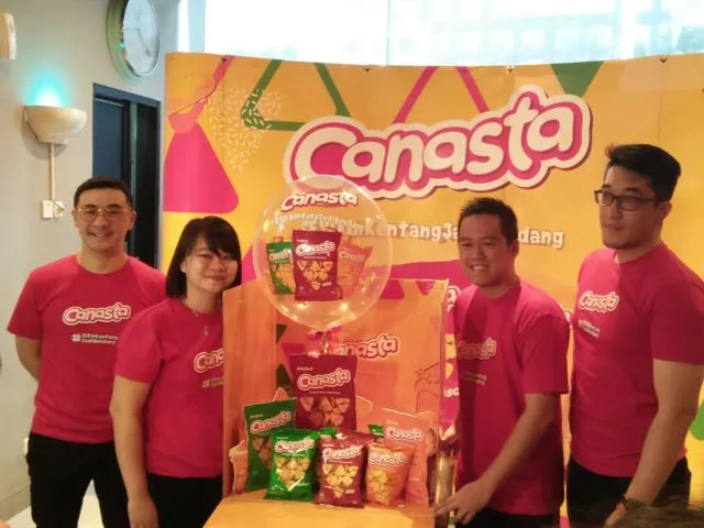 Biskuit Kentang Panggang Canasta Kembali Hadir Jadi Camilan Waktu Senggang. Anak 90an Pasti Kenal 4