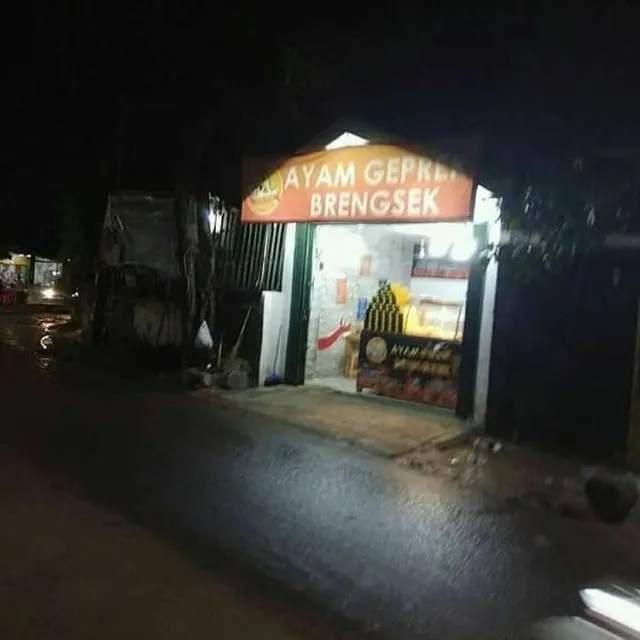 Nggak Cuma pada Judul, 14 Foto ini Bukti Clickbait Sudah Merambah Bidang Lain. Jangan Terpancing! 17