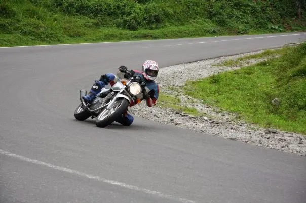 10 Kegundahan Jadi Muda-Mudi yang Nggak Bisa Naik Motor. Please, Jangan Kucilkan Kami! 15