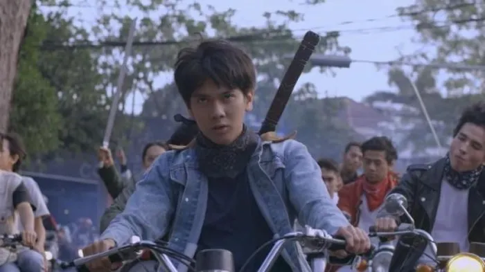 Film Dilan 1991 Timbulkan Polemik. Sekelompok Mahasiswa di Makassar Demo Tolak Dilan Tayang 6
