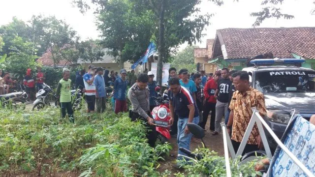 Granat Meledak di Bogor Tewaskan Dua Bocah. Dikira Mainan & Dipukul-pukul Sampai Akhirnya Meledak 6