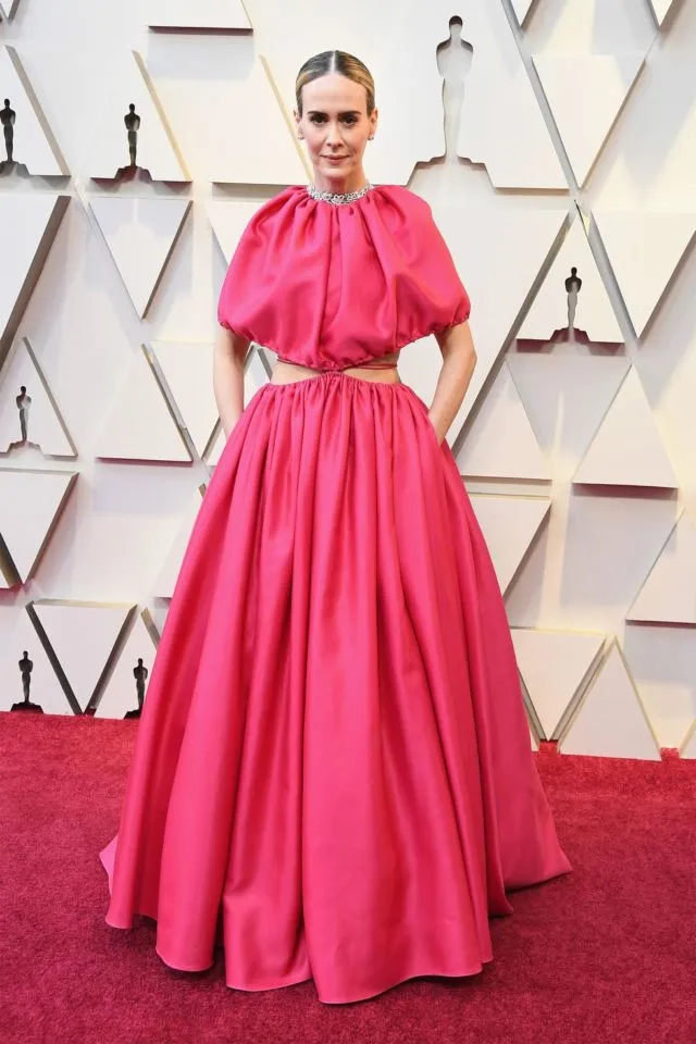 12+ Gaun Tercetar di Gelaran Akbar Piala Oscar 2019. Siapa yang Paling Spektakuler Tahun Ini? 23