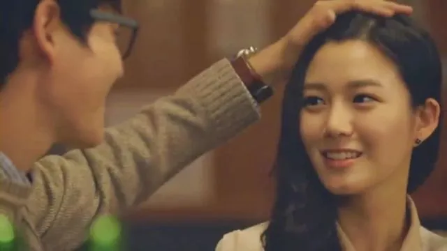 Nonton Drama Korea Tanpa Ada 10 Adegan Khas ini, Rasanya Kurang Gereget deh. Hambar Aja Gitu~ 11