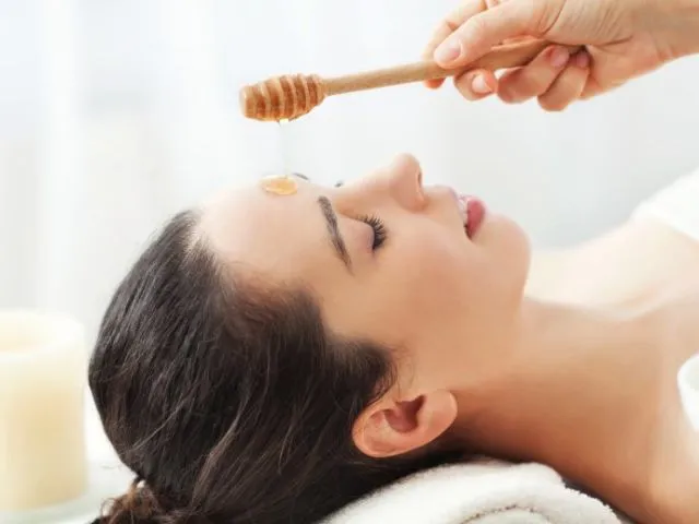 6 Bahan Alami ini Ampuh Atasi Jerawat. Cocok Buat Bumil yang Nggak Bisa Pakai Produk Sembarangan 10