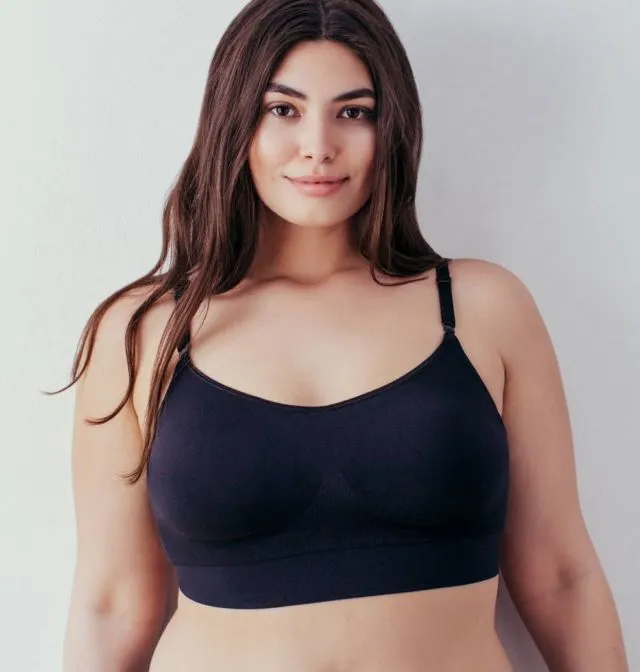 9 Pilihan Bra bagi si Pemilik Plus Size. Anti Slip dan Nggak Akan Nongol Belahannya 15