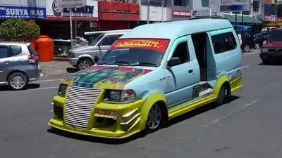 Serasa Piknik, Coba deh Naik Angkot Lagi dan Temukan 12 Fitur Uniknya Seperti ini. Asyik Banget! 14