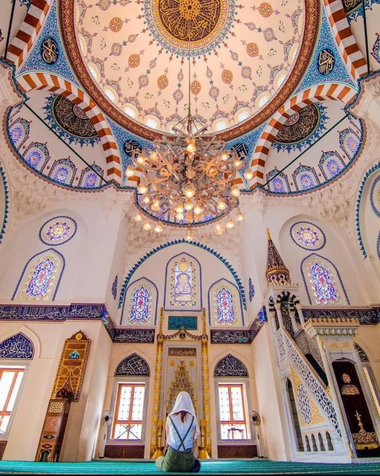 Masjid Camii Tokyo, Tempat Reino dan Syahrini Mengikat Janji Suci. Yuk Intip Masjid Terindah di Jepang Ini! 14