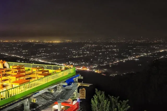 7 Rekomendasi Tempat Nangis Terbaik di Jogja. Kalau Nggak Kuat Ditahan, Lepasin Aja Udah :'( 14