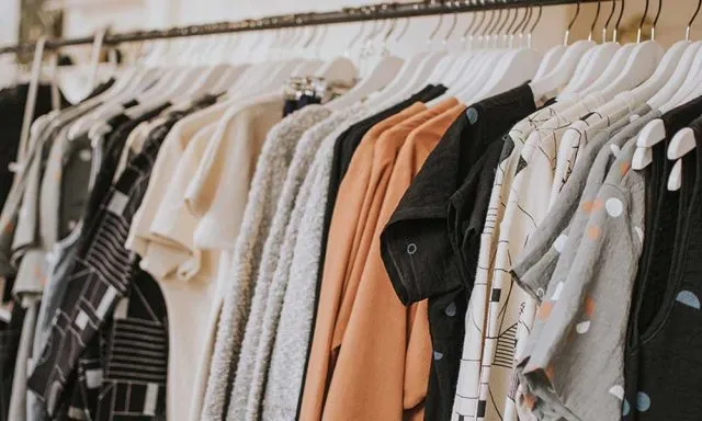 10 Alasan Kuat untuk Nggak Beli Barang KW. Kalau Kamu Lagi Misqueen, Mending Nabung Dulu deh~ 15