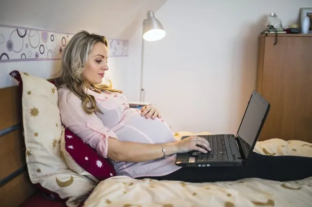 6 Alasan Para Mama Muda Gemar Nonton Drama Korea. Katanya Sih Bisa Sekalian Jadi ASI Booster Juga 10