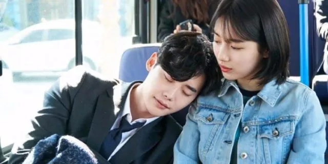 Nonton Drama Korea Tanpa Ada 10 Adegan Khas ini, Rasanya Kurang Gereget deh. Hambar Aja Gitu~ 17