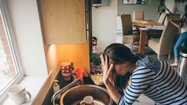 7+ Kerasnya Kehidupan Cewek di Kosan. Mereka yang Mampu Bertahan, Jelas Tangguh dan Keren! 15