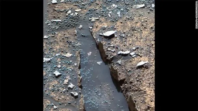 17 Foto Asli Mars yang Diambil dari Jarak Dekat. Hadiah Terakhir Penjelajah Opportunity bagi Manusia 38