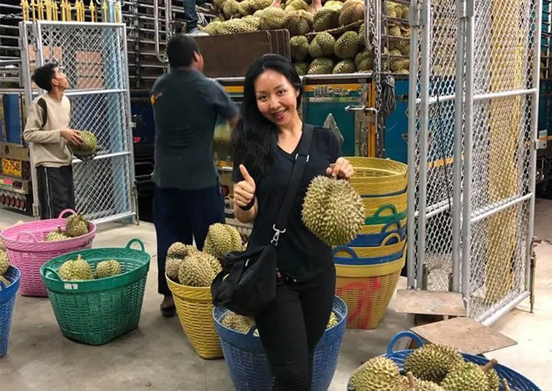 Sudah 10.000 Cowok Daftar buat Jadi Menantu Juragan Durian ini. Iming-Iming Hadiahnya Miliaran sih! 5