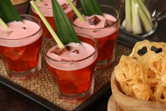 Resep Gampang Bikin Bir Pletok, Minuman Khas Betawi 6