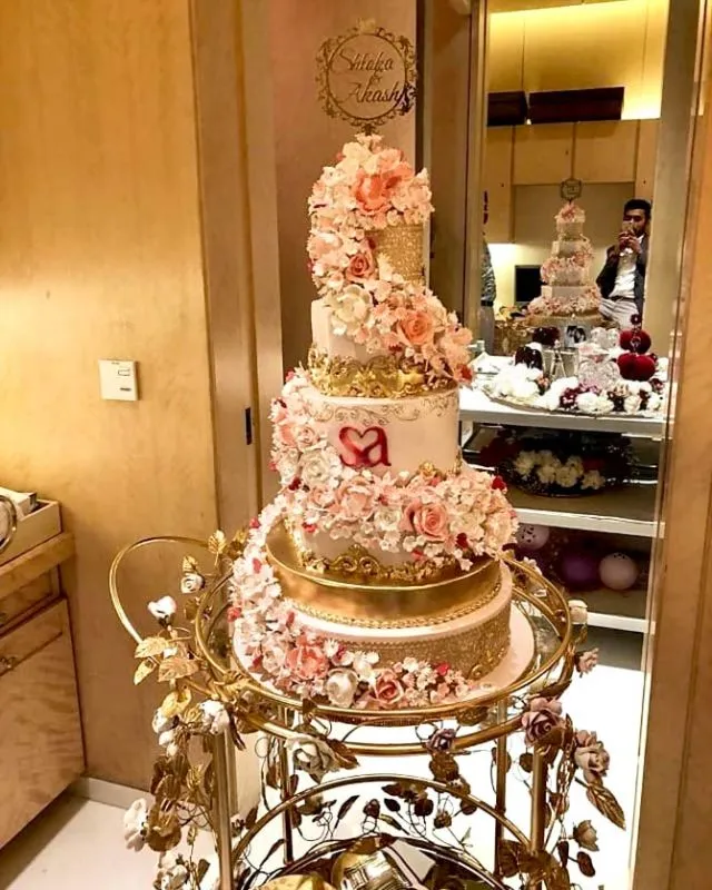9 Fakta Seru di Balik Mewahnya Pernikahan Anak Orang Terkaya di Asia. Maroon 5 Jadi Band Wedding-nya! 9