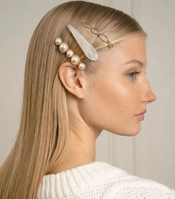 Ide Hairstyle Pakai Jepitan Rambut Mutiara ala Selebgram 18