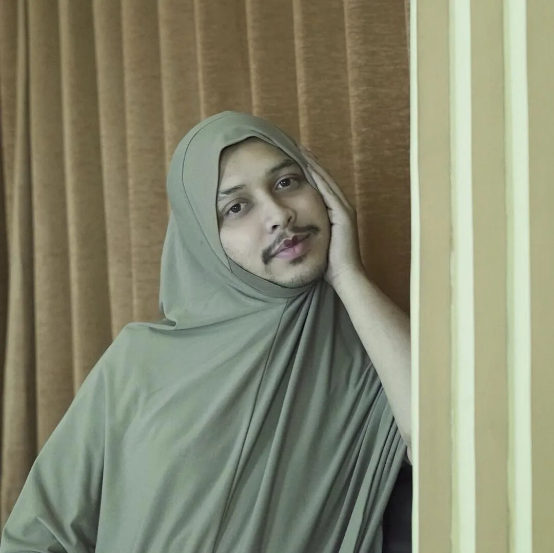 Gimana Ceritanya Kalau @d_kadoor Jadi Cowok Tulen? Intip Potretnya di Sini! 10