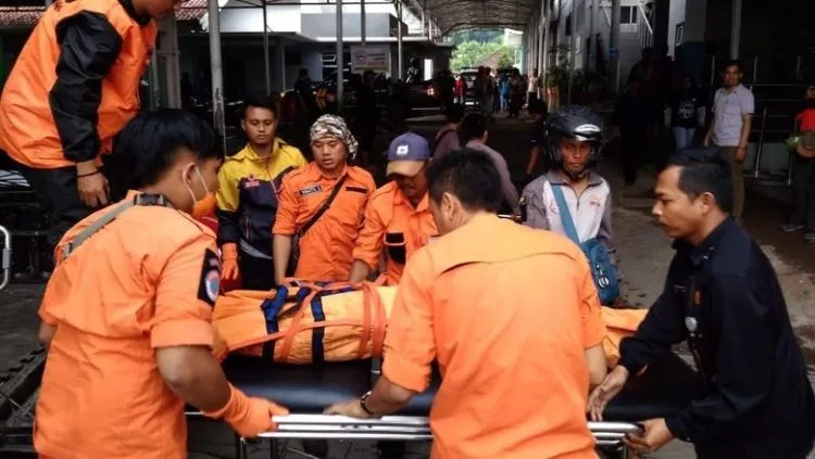 Tiga Pendaki Gunung Tampomas Ditemukan Meninggal Dunia. Tragisnya, Usianya Masih Belasan Tahun! 5